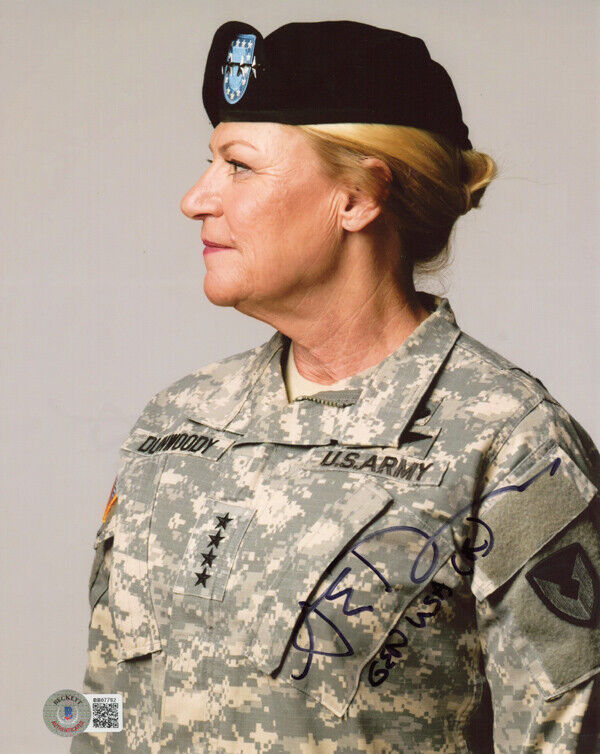 ANN DUNWOODY SIGNED AUTOGRAPHED 8x10 PHOTO FIRST FOUR STAR GENERAL BECKETT BAS