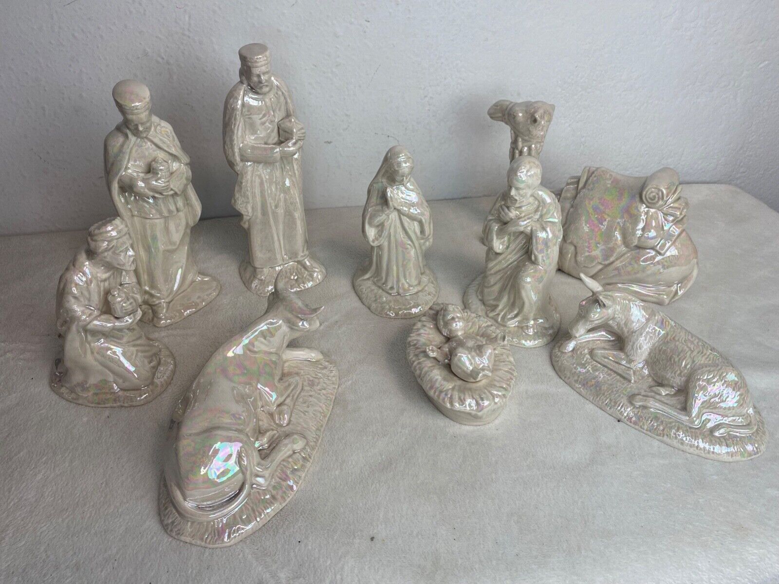 Vintage Glazed Mother of Pearl look Ceramic Nativity Set 9 Pieces/Figurines 1985