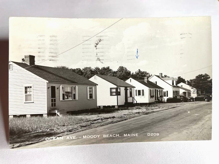 MOODY BEACH MAINE COTTAGES RPPC POSTCARD