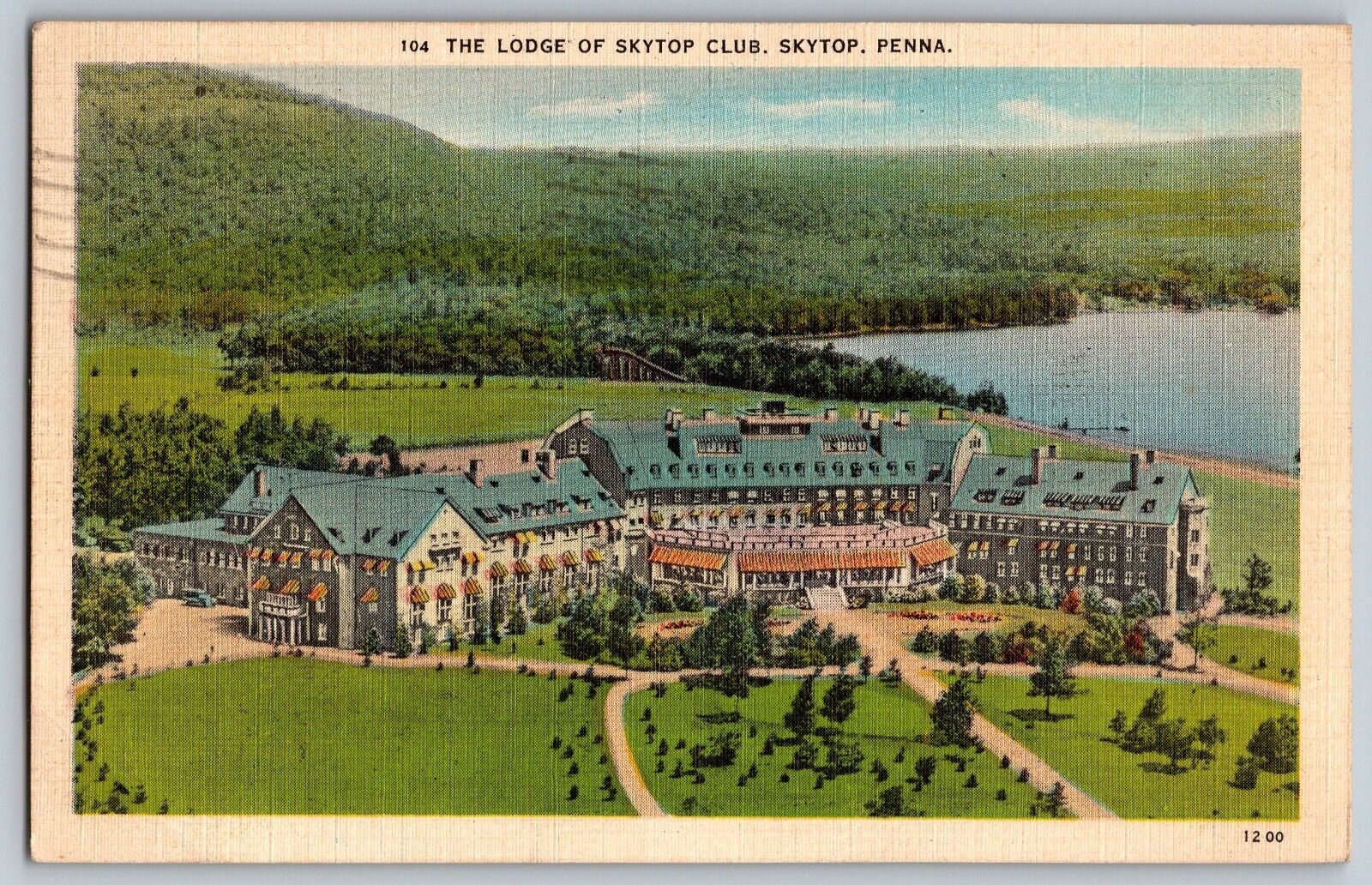 Skytop, Pennsylvania - The Lodge of Skytop Club - Vintage Postcard