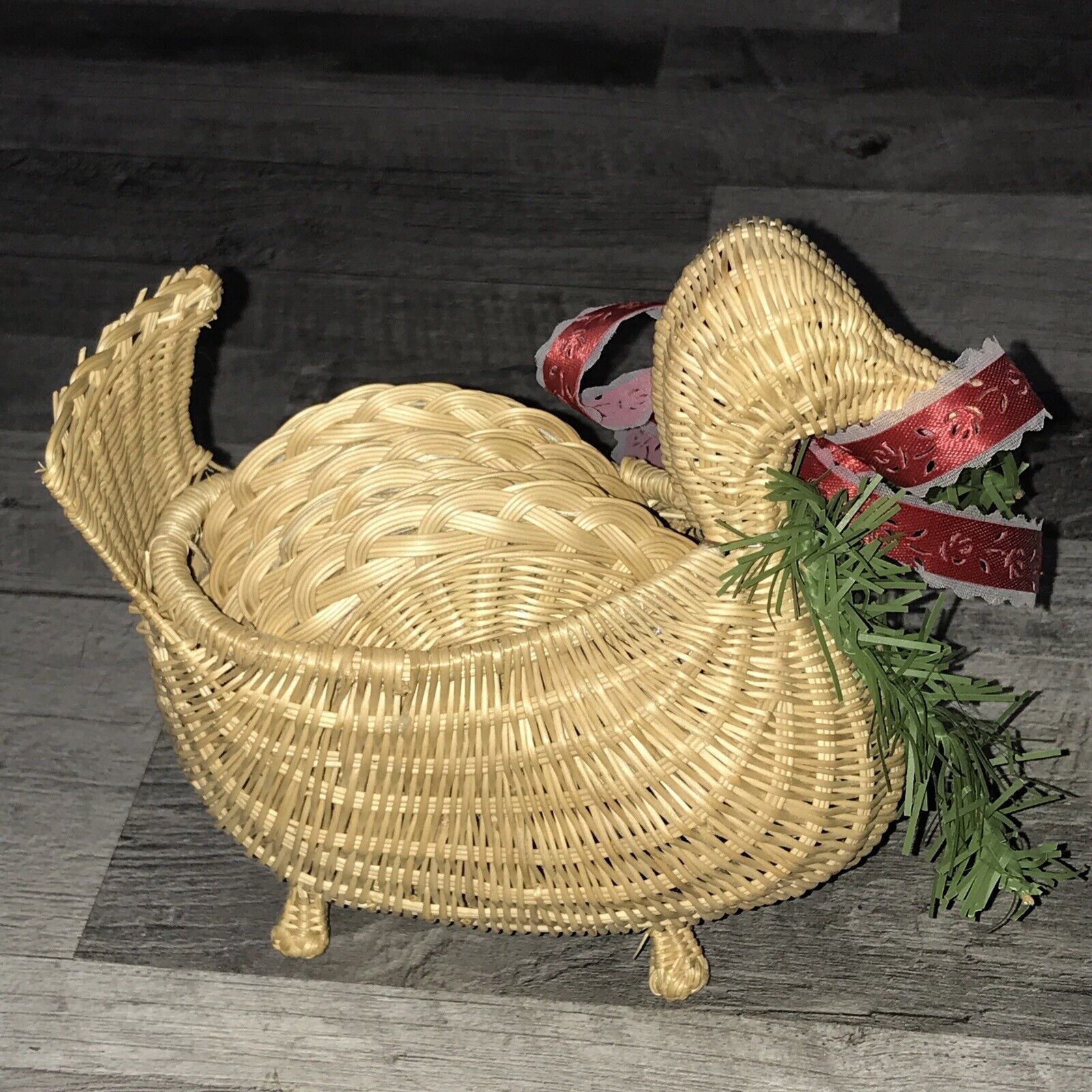 Vintage Wicker Woven Duck Basket with 6 Coasters Mid Century Boho Rattan W4