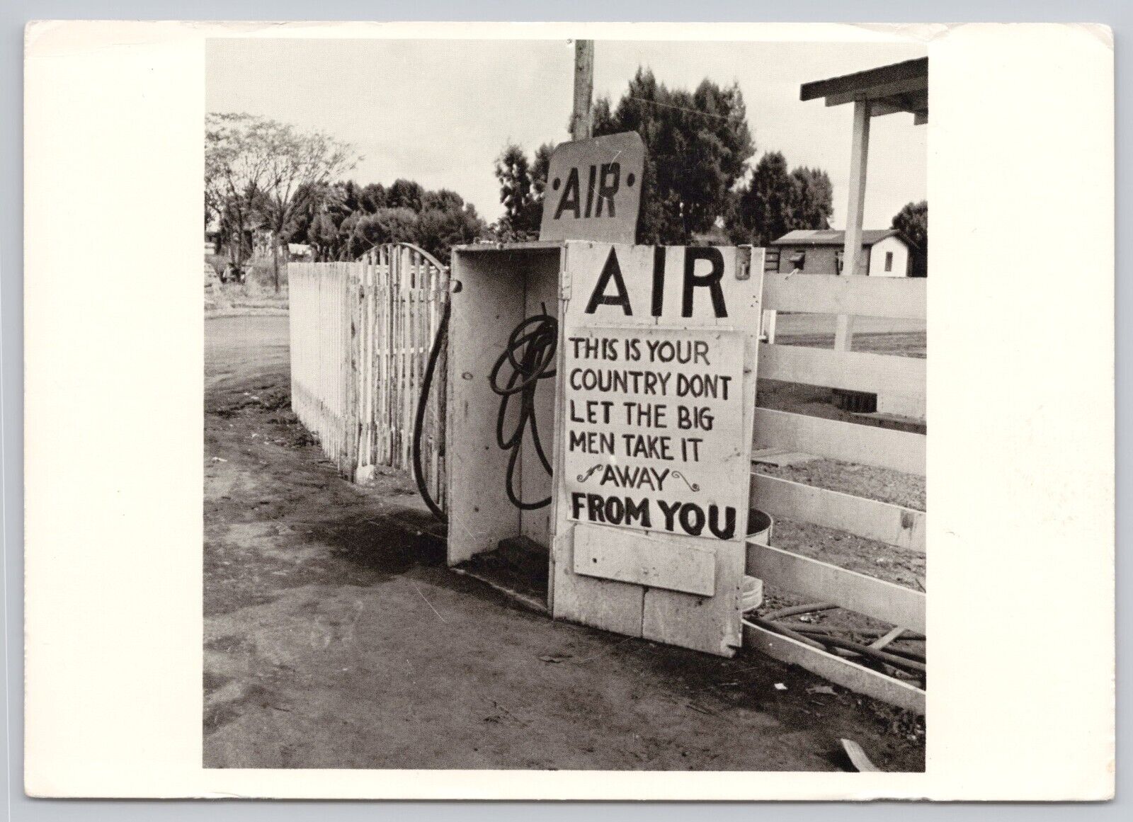 Kern County California, Old Automobile Air Pump & Sign, Vintage Postcard