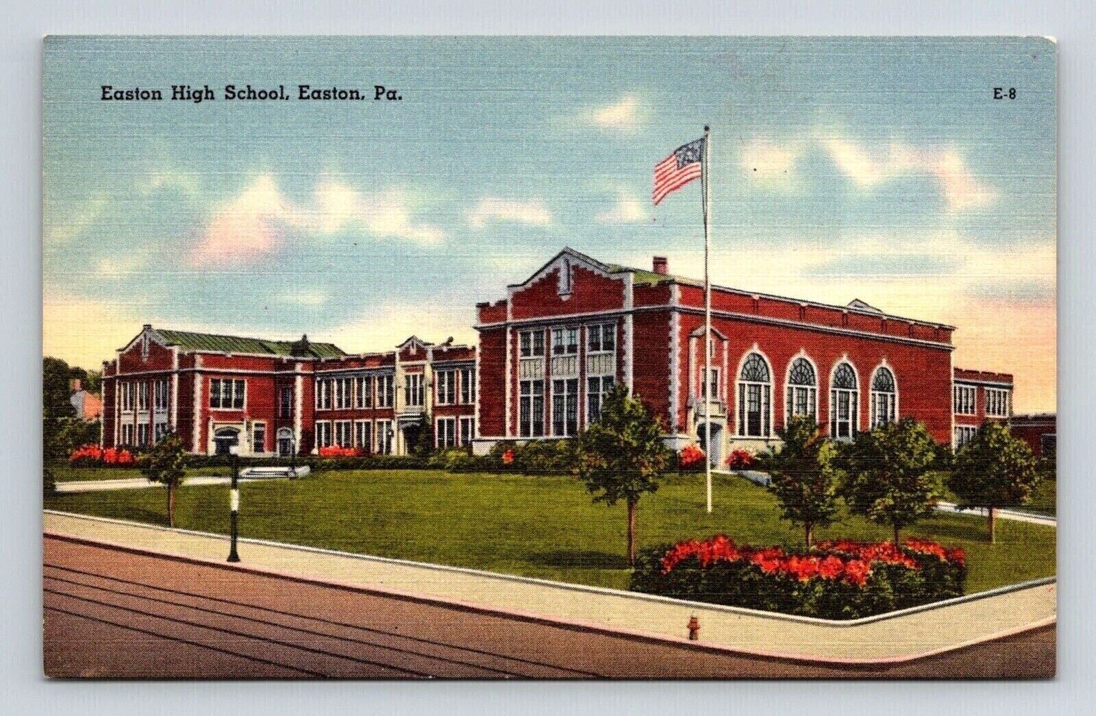 Easton Pennsylvania Easton High School Building Streetview Linen Postcard