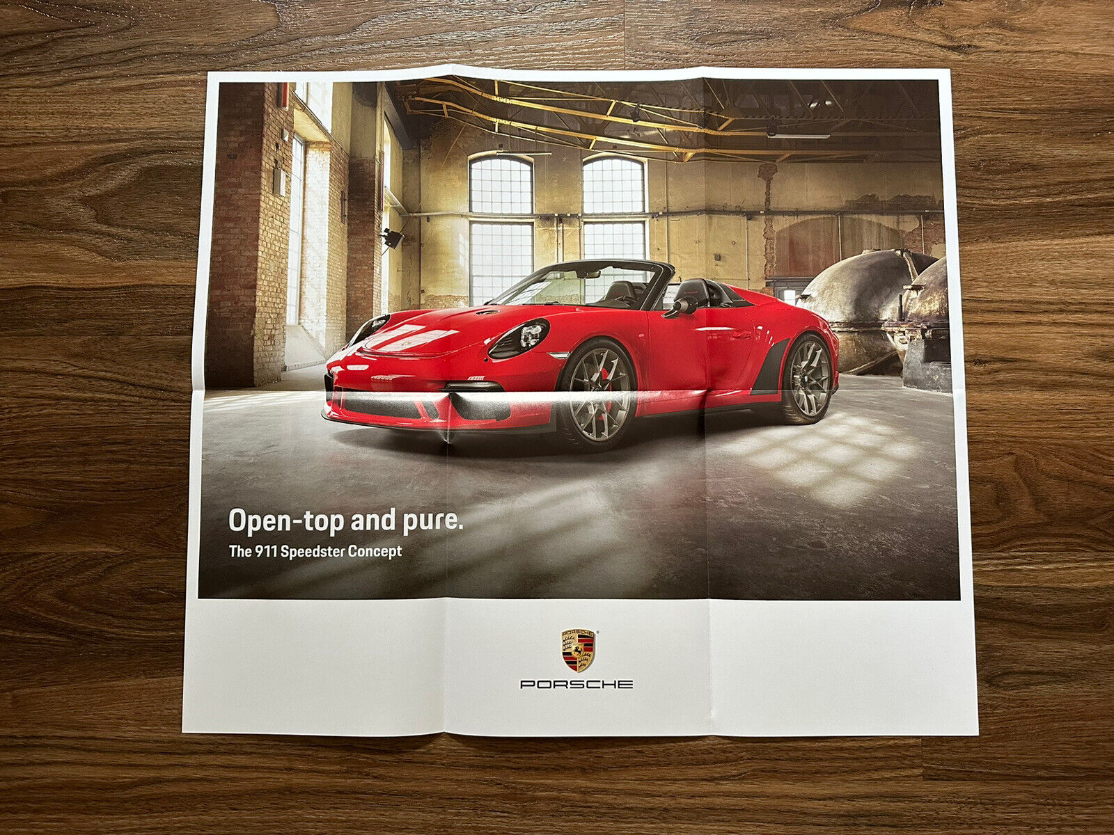 2019 Porsche news booklet/911 Speedster poster Brochure Nyias Rare