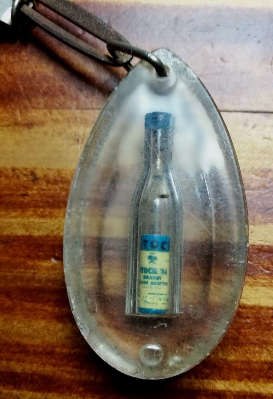 STOCK 84 ISRAEL KEY CHAIN OLD PLASTIC VINTAGE Miniature Bottle israelian 