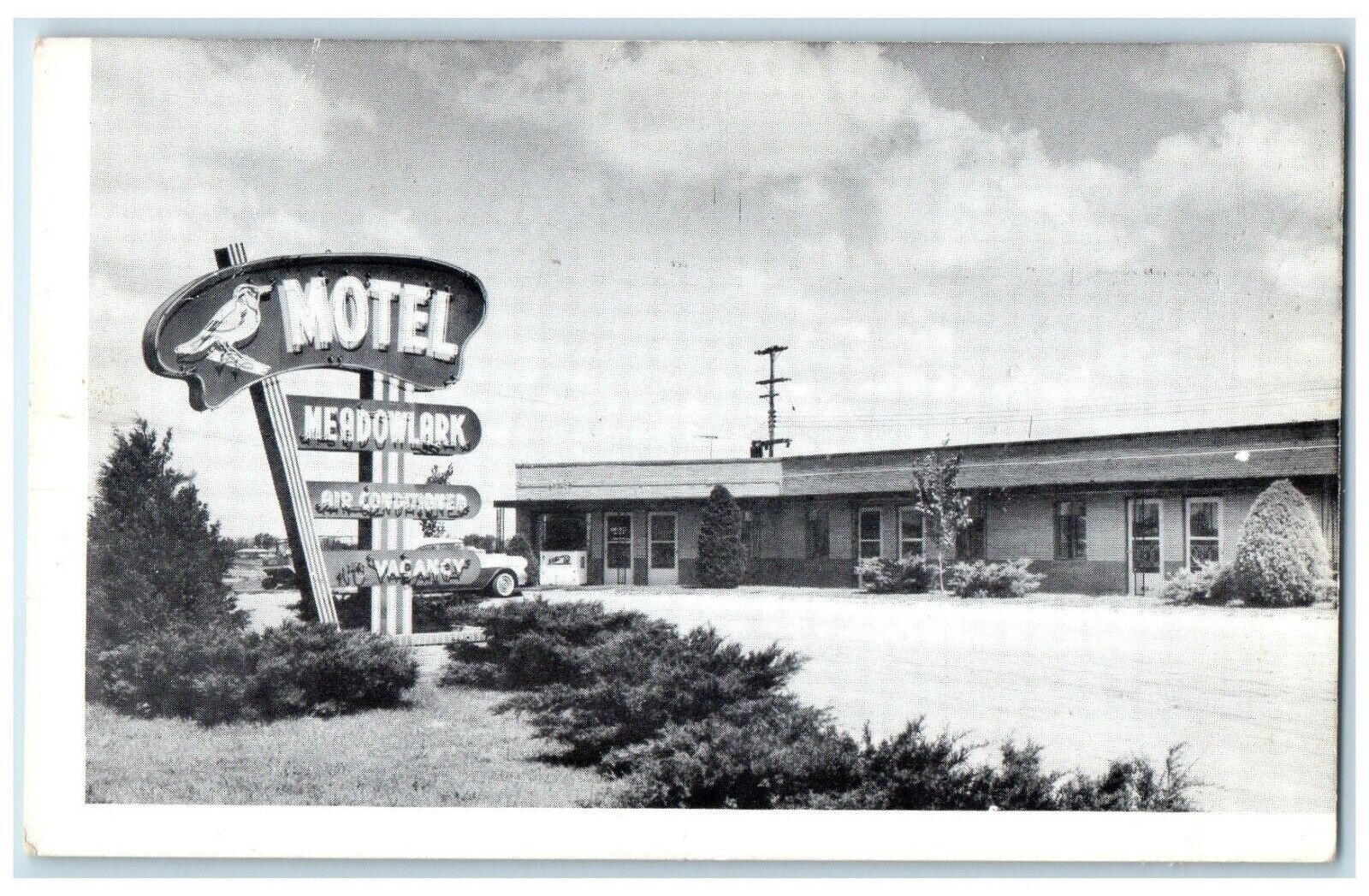 c1940 Exterior View Meadowlark Motel Building Colby Kansas KS Unposted Postcard