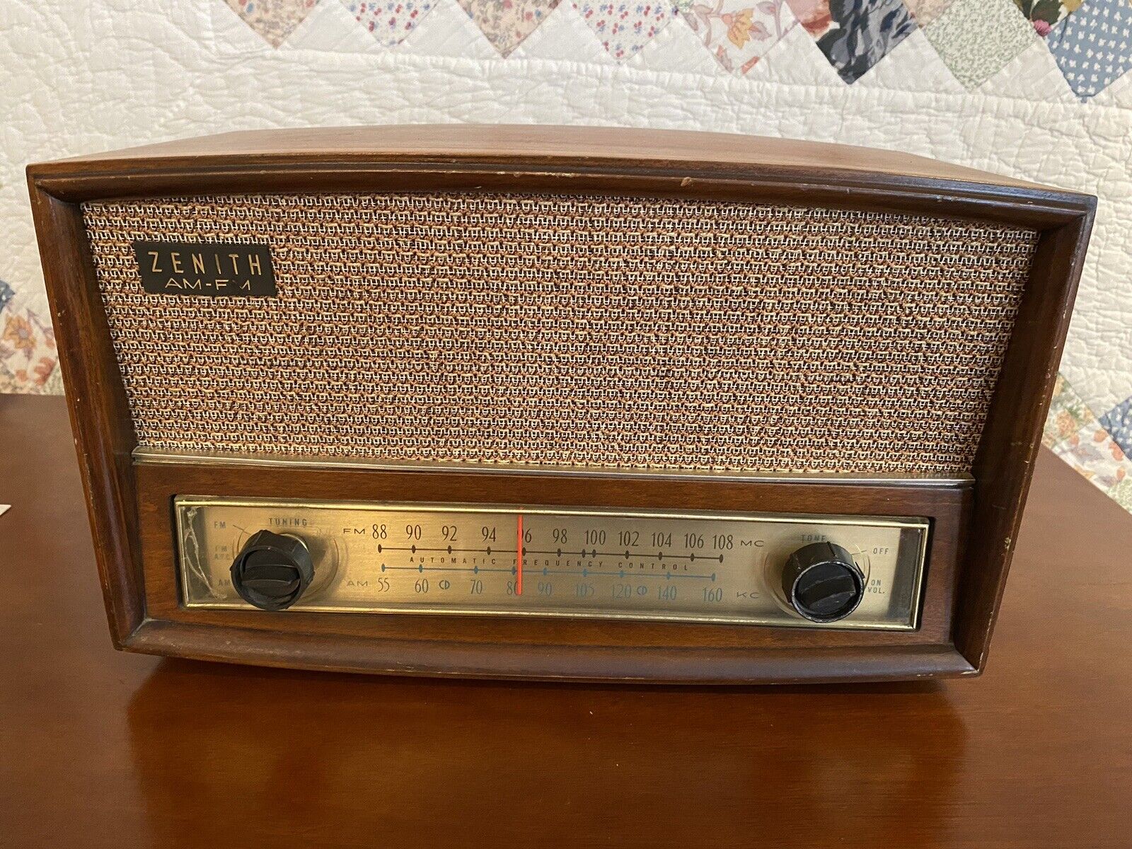 Zenith G730 AM/FM Tube Radio, 1950’s, Works And Sounds Great