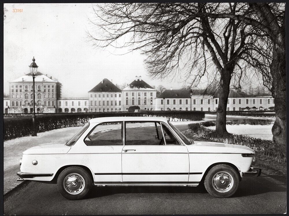 Larger size BMW 2002 tii Factory Werkfoto, amazing classic car, Vintage Vintage
