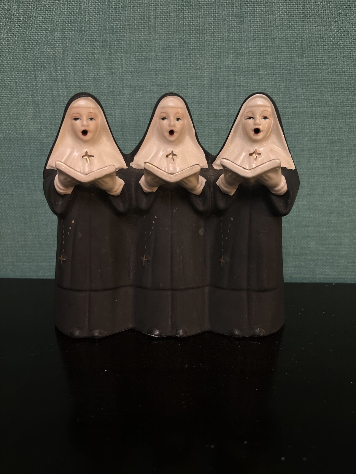 3 Singing Nuns Music Box Vintage Chadwick Miller Porcelain Made in Japan CMI God