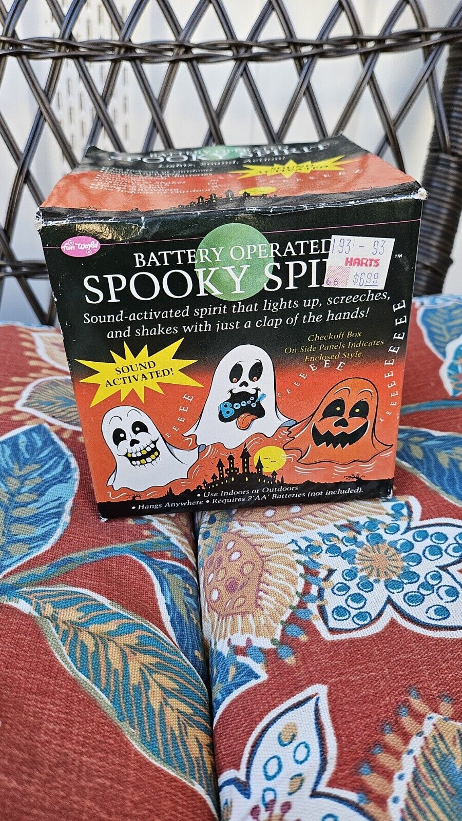 Vintage Fun World Halloween Spooky Spirit Skeleton 