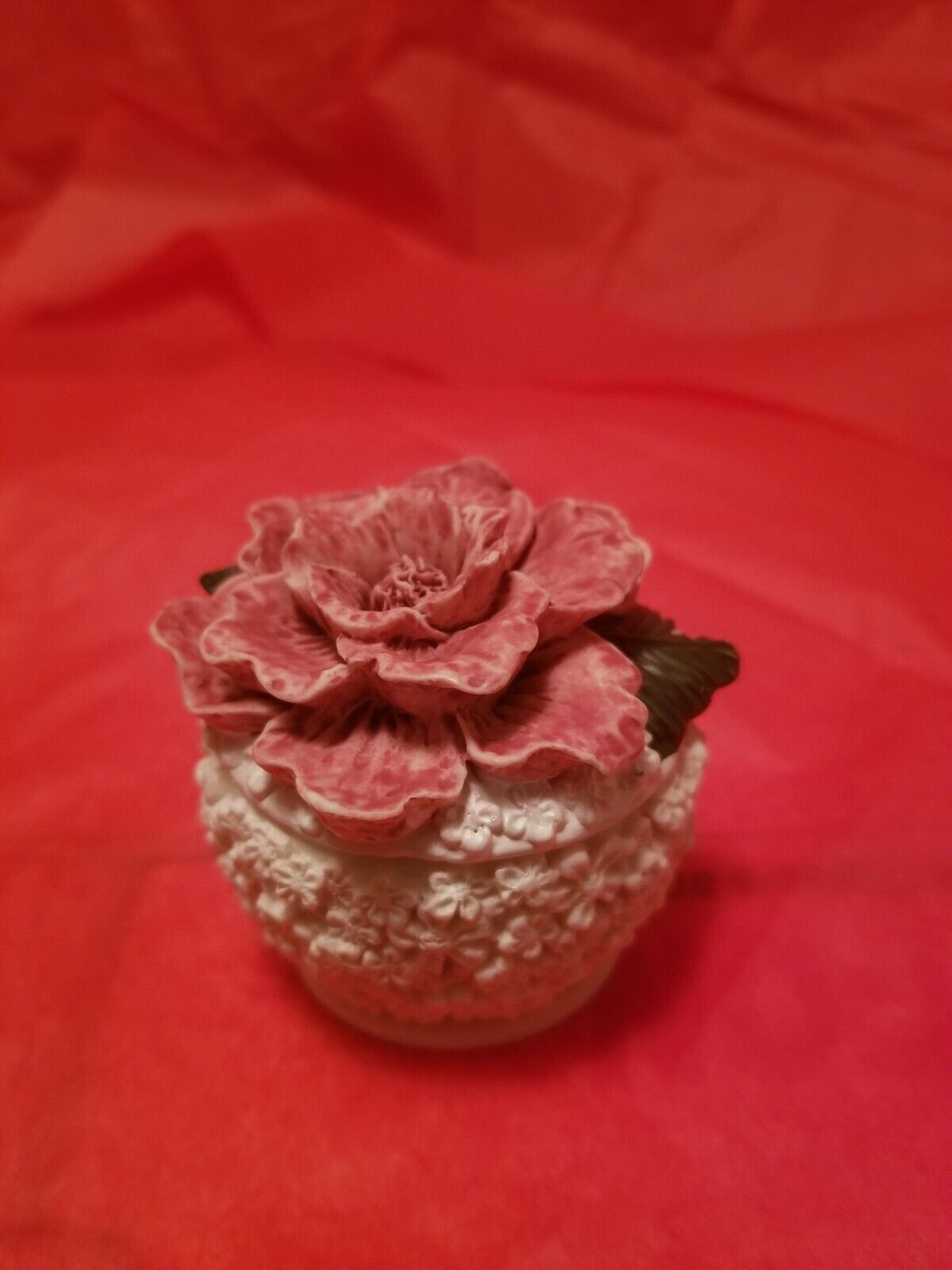 Vtg Dezine 3-D Pink Rose Trinket Keepsake Box Lid Hand Painted Floral Flower