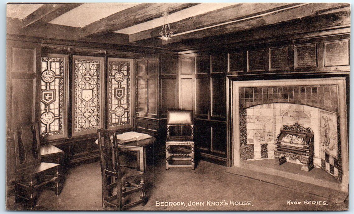 Postcard - Bedroom, John Knox\'s House, Edinburgh, Scotland