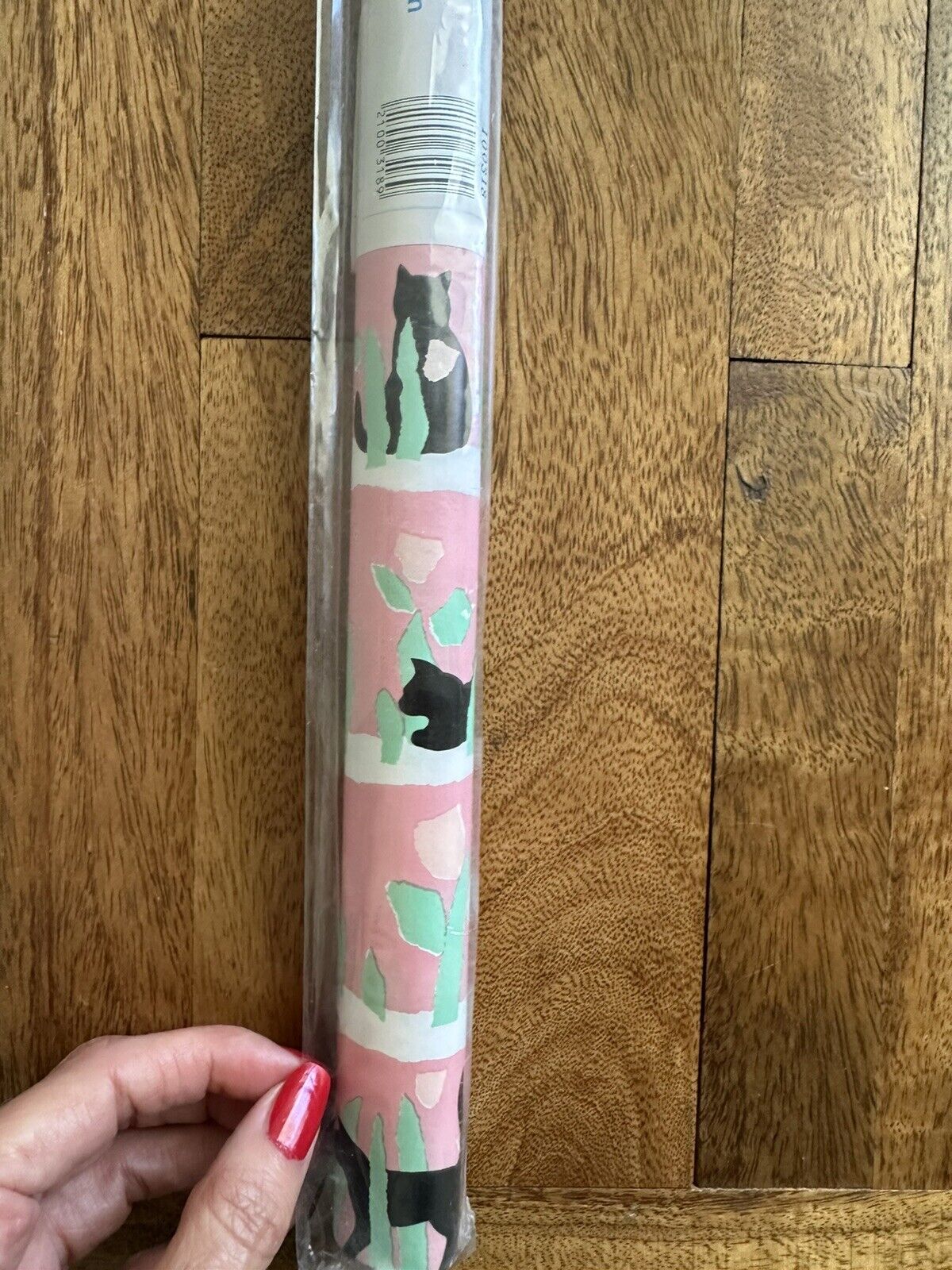 VINTAGE NOS Cost Plus 1980s Cat & Flowers Patterned Gift Wrap Roll (TOP)