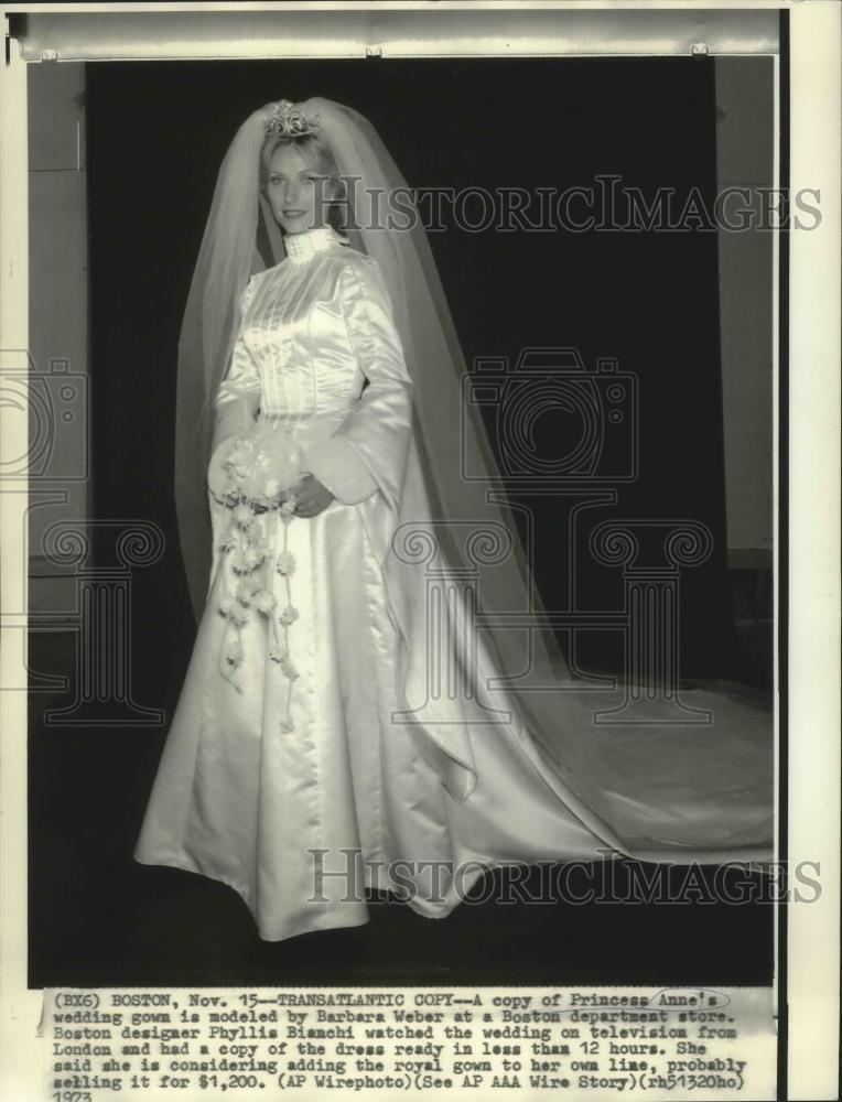 1973 Press Photo Royal Family - Model Barbara Weber in Princess Anne Dress