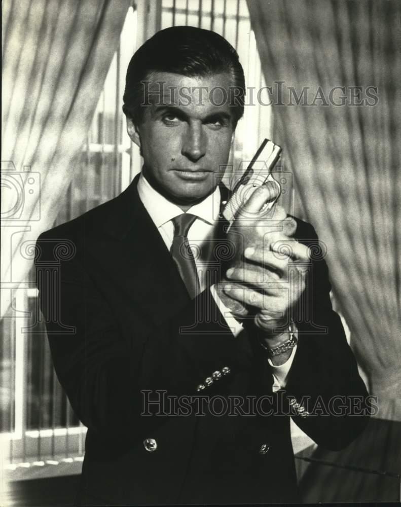 1987 Press Photo Actor George Hamilton - sap73008