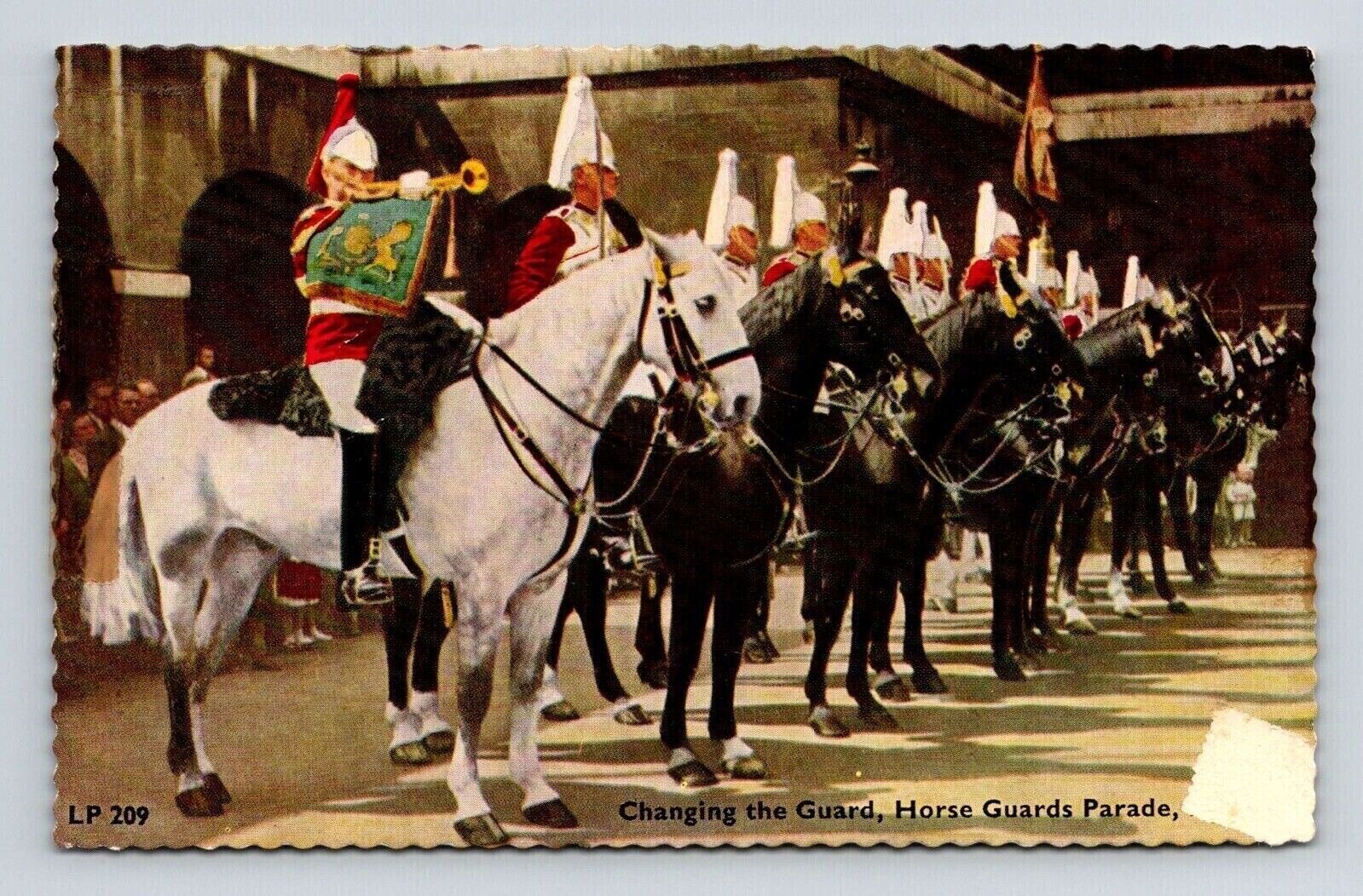 Changing Gaurd Horse Guards Parade London England Postcard UNP VTG Scalloped