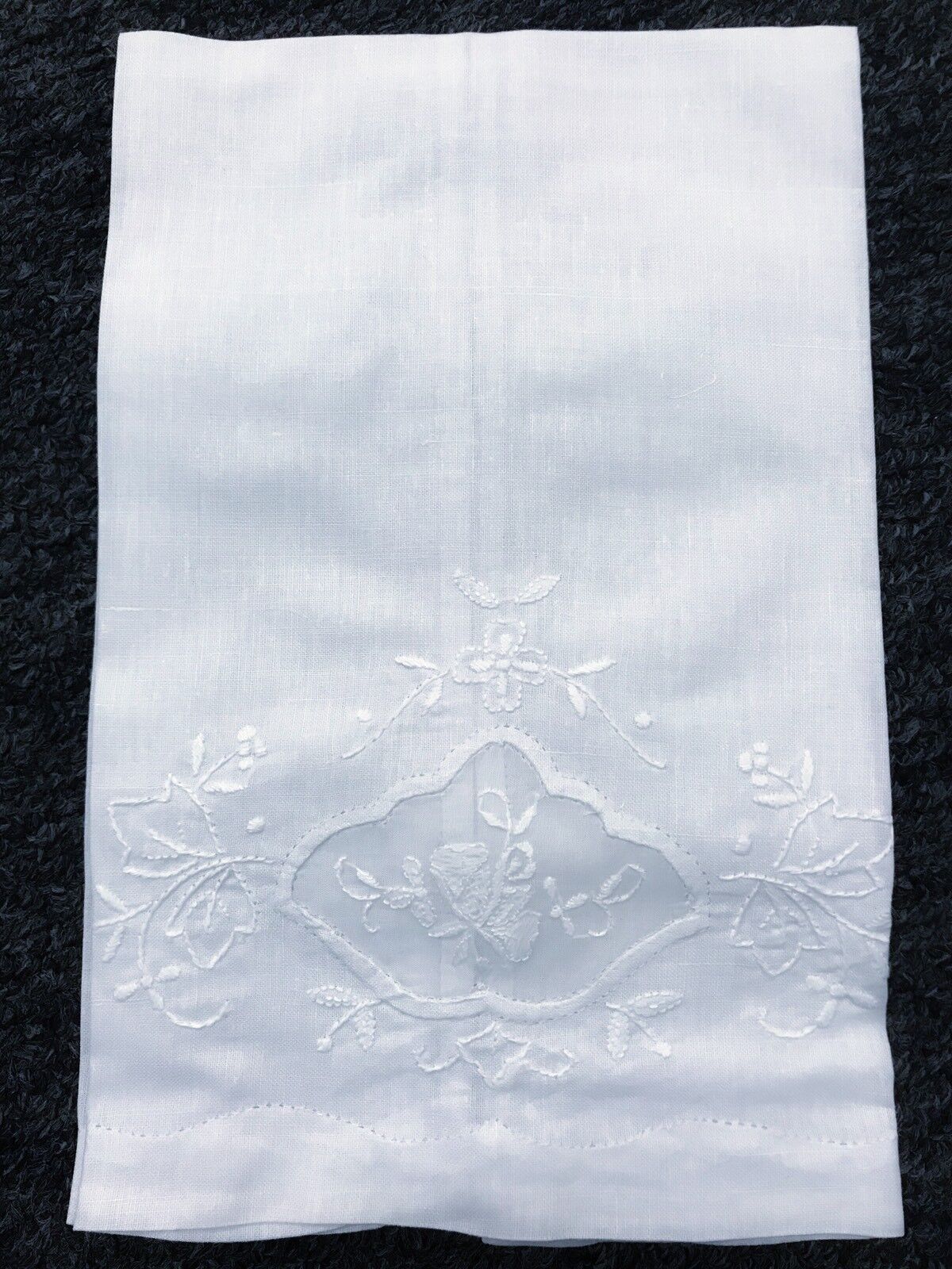 6 Pieces Fine Linen Handmade Embroidered White Guest Towel 14x22\