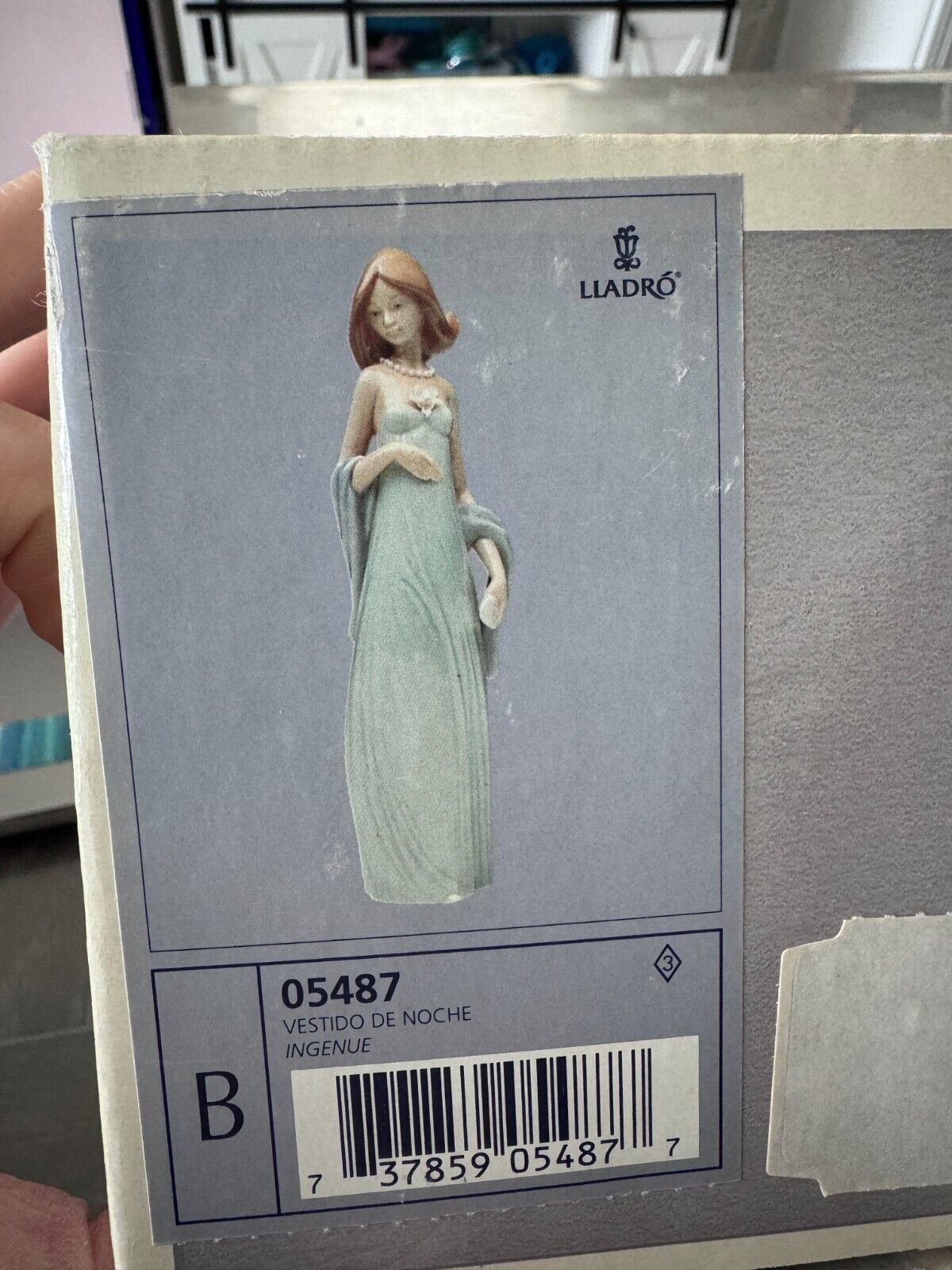 Lladro 5487 ~ Ingenue ~ Vestido De Noche ~ Figurine with Box Gorgeous Condition
