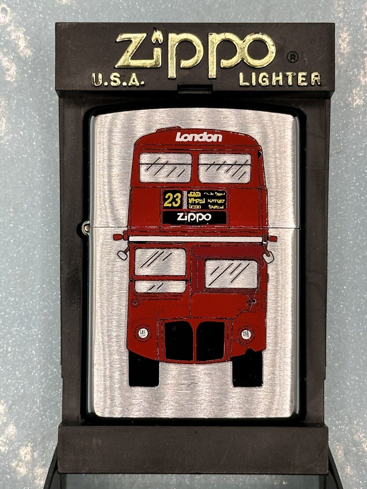 Vintage 2001 London Red Double Decker Bus Chrome Zippo Lighter NEW