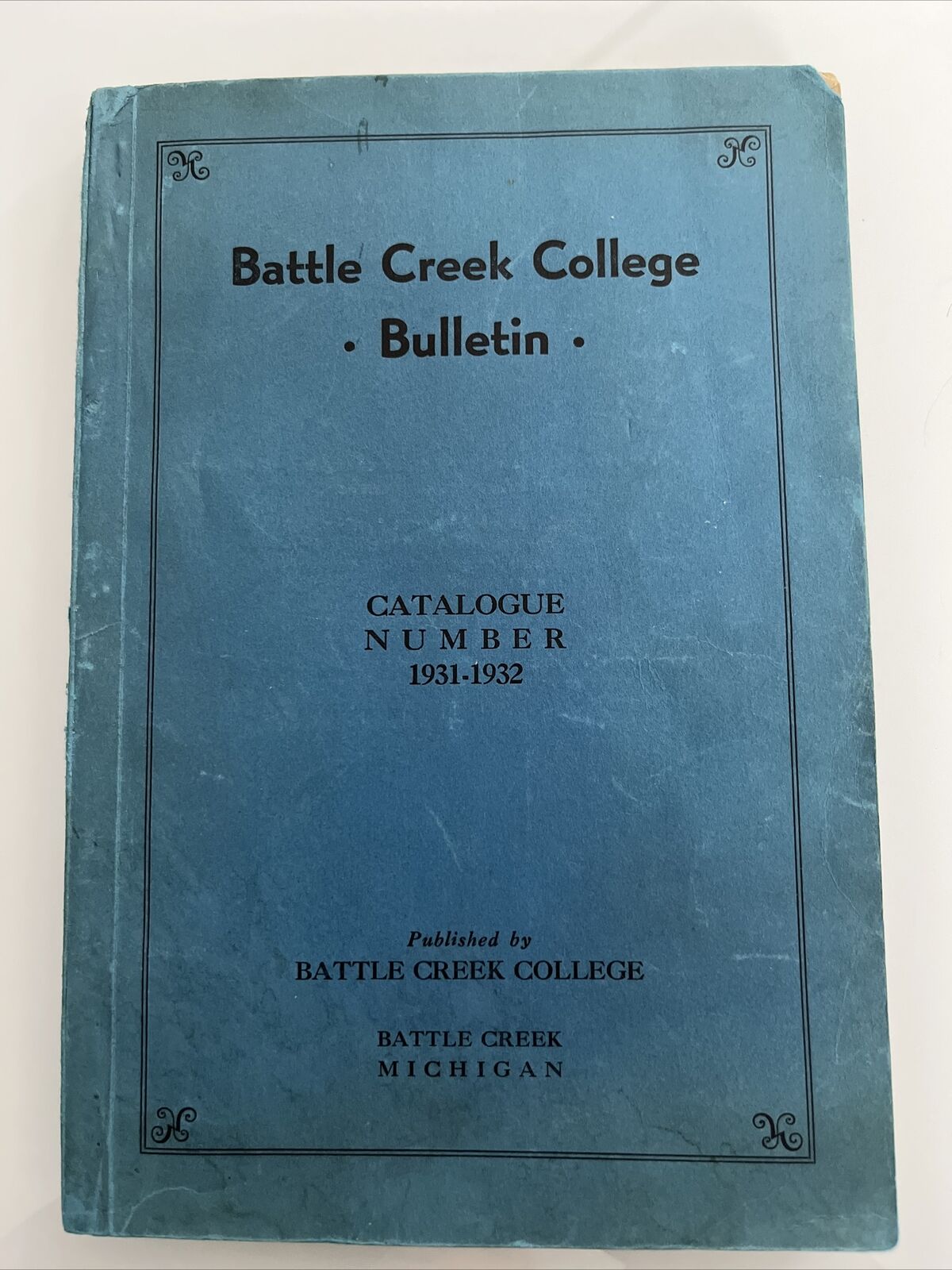 1931-32 Battle Creek College (Kellogg Community College) Bulletin - History