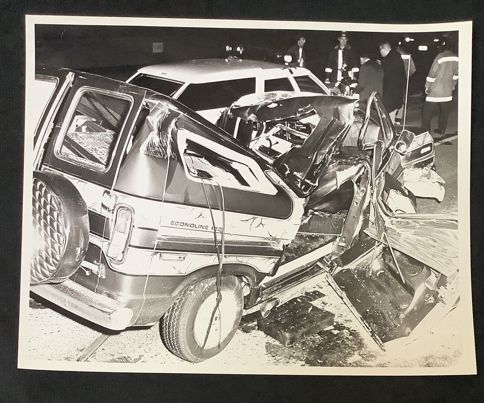 Vintage Car Automobile Crash Police Crime Scene B&W Glossy Photograph 8x10