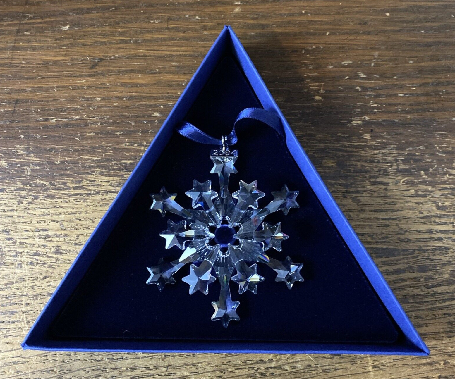 2004 Swarovski Christmas Ornament Crystal Annual Edition Snowflake Fast Ship