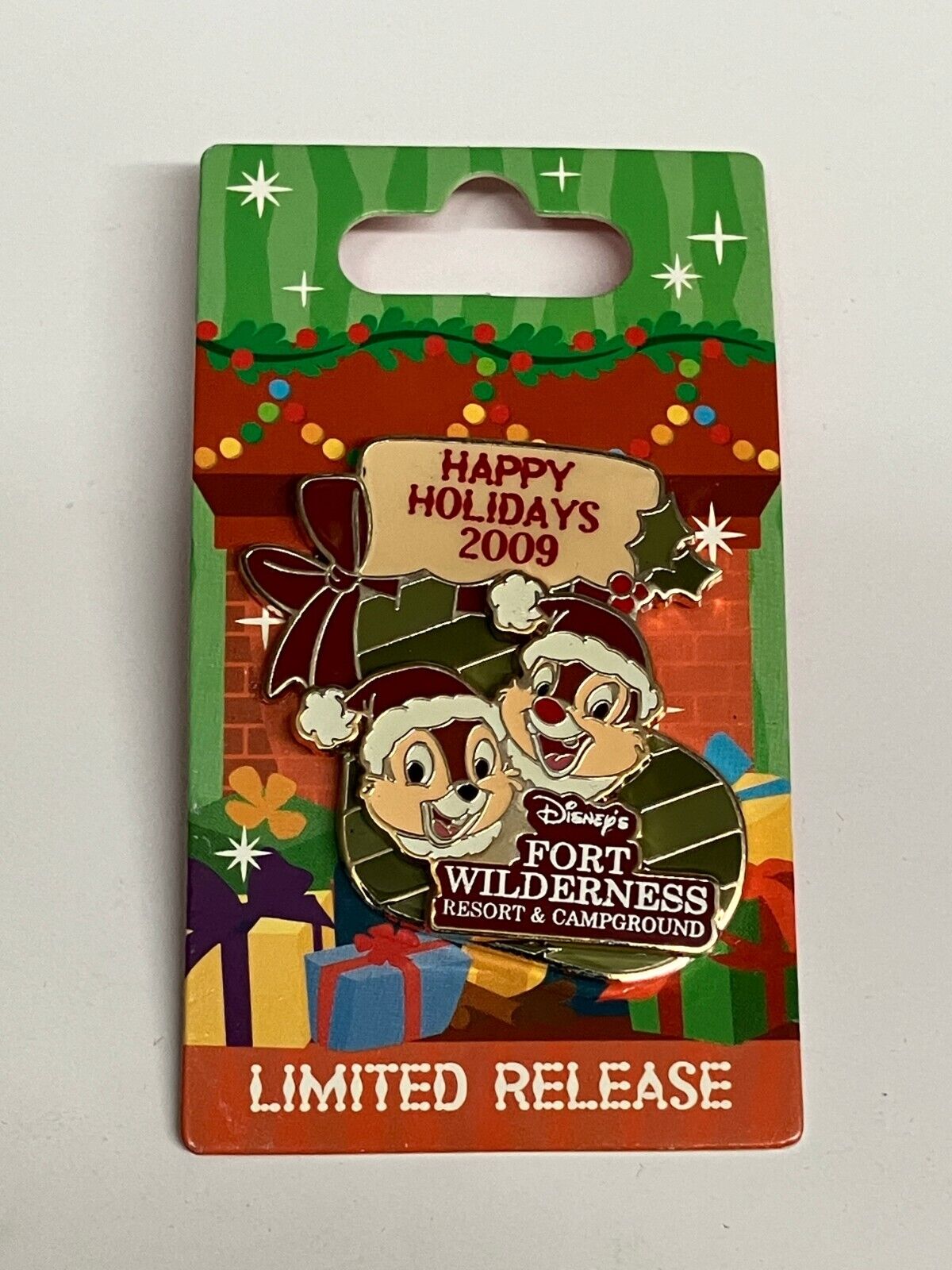 2009 Happy Holidays Disney CHIP N DALE Fort Wilderness Resort Limited Release