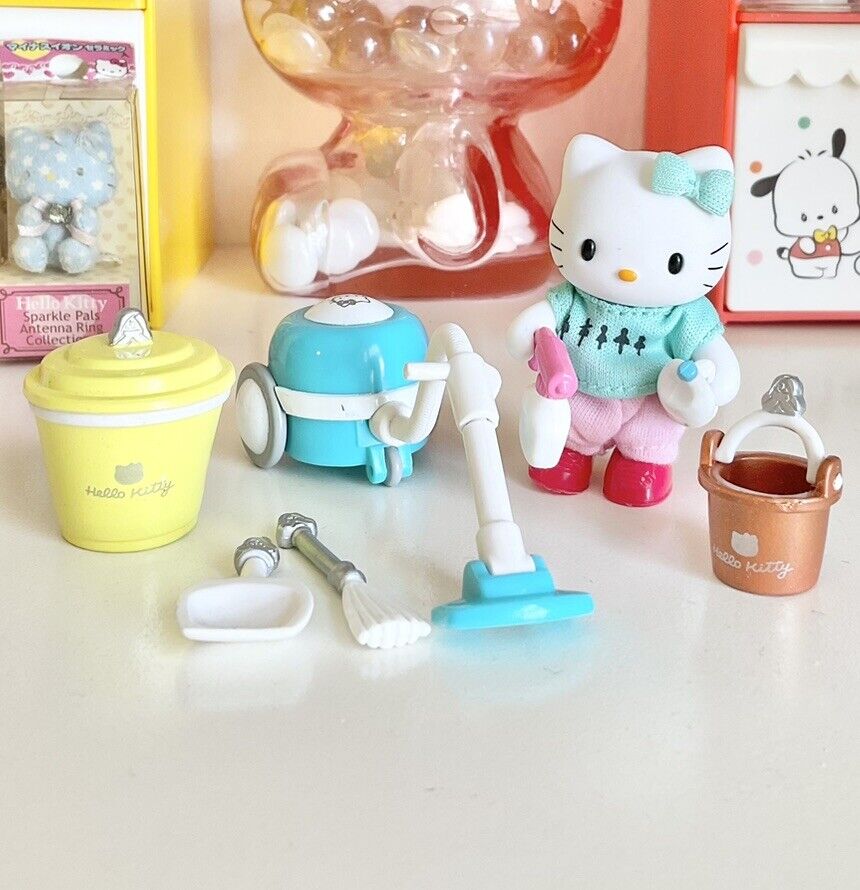 Bandai At Home With Hello Kitty Cleaning Set With Doll sylvidia5