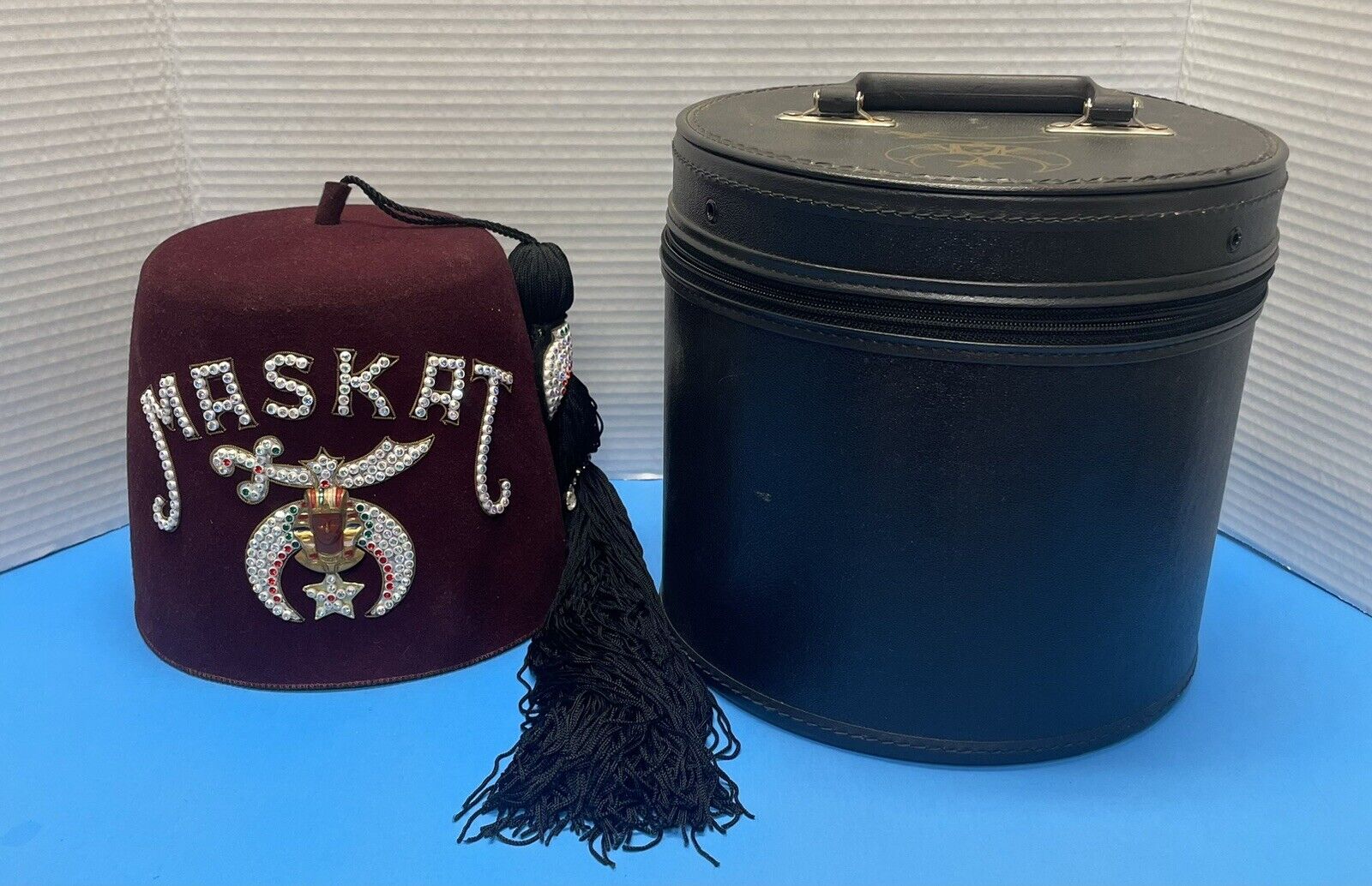 Vintage Masonic Shriner Maskat Fez Hat & Hard Case Black Carry Box
