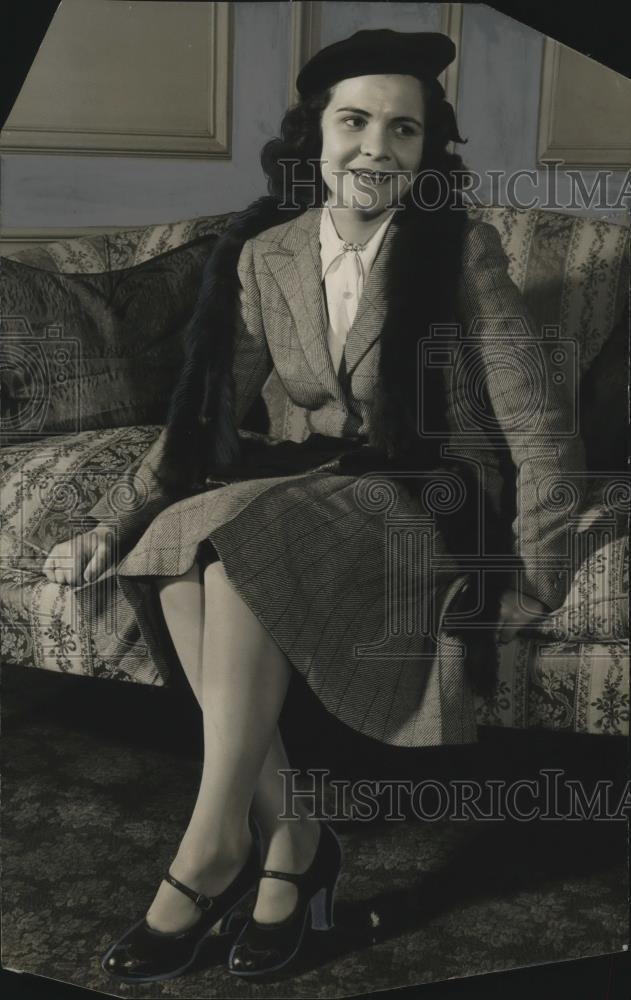 1939 Press Photo Mrs. Roger C. Mixer - mja18193