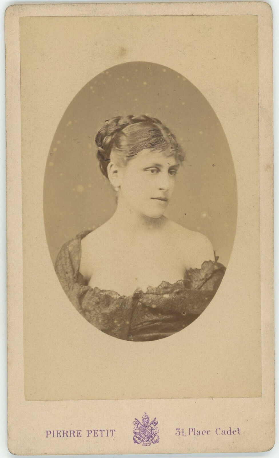 1877 CDV. Émilie Keller, actress at the Théâtre des Varietés by Pierre Petit.