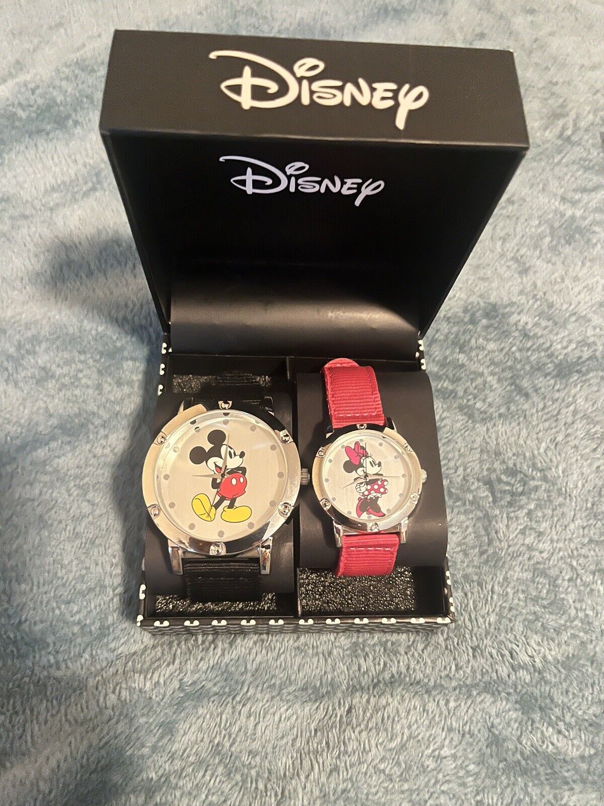 Mickey Minnie Mouse watch set Disney Accutime His Hers New Handwa