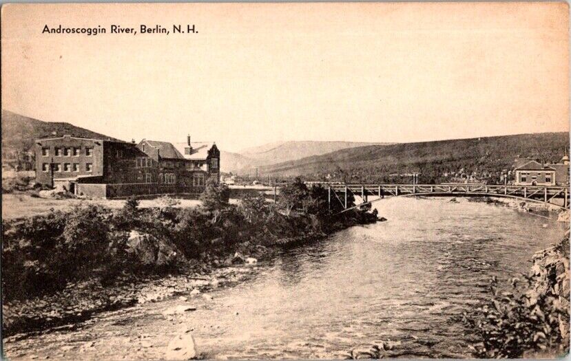 Vintage Postcard Androscoggin River Berlin NH New Hampshire Bridge         D-303