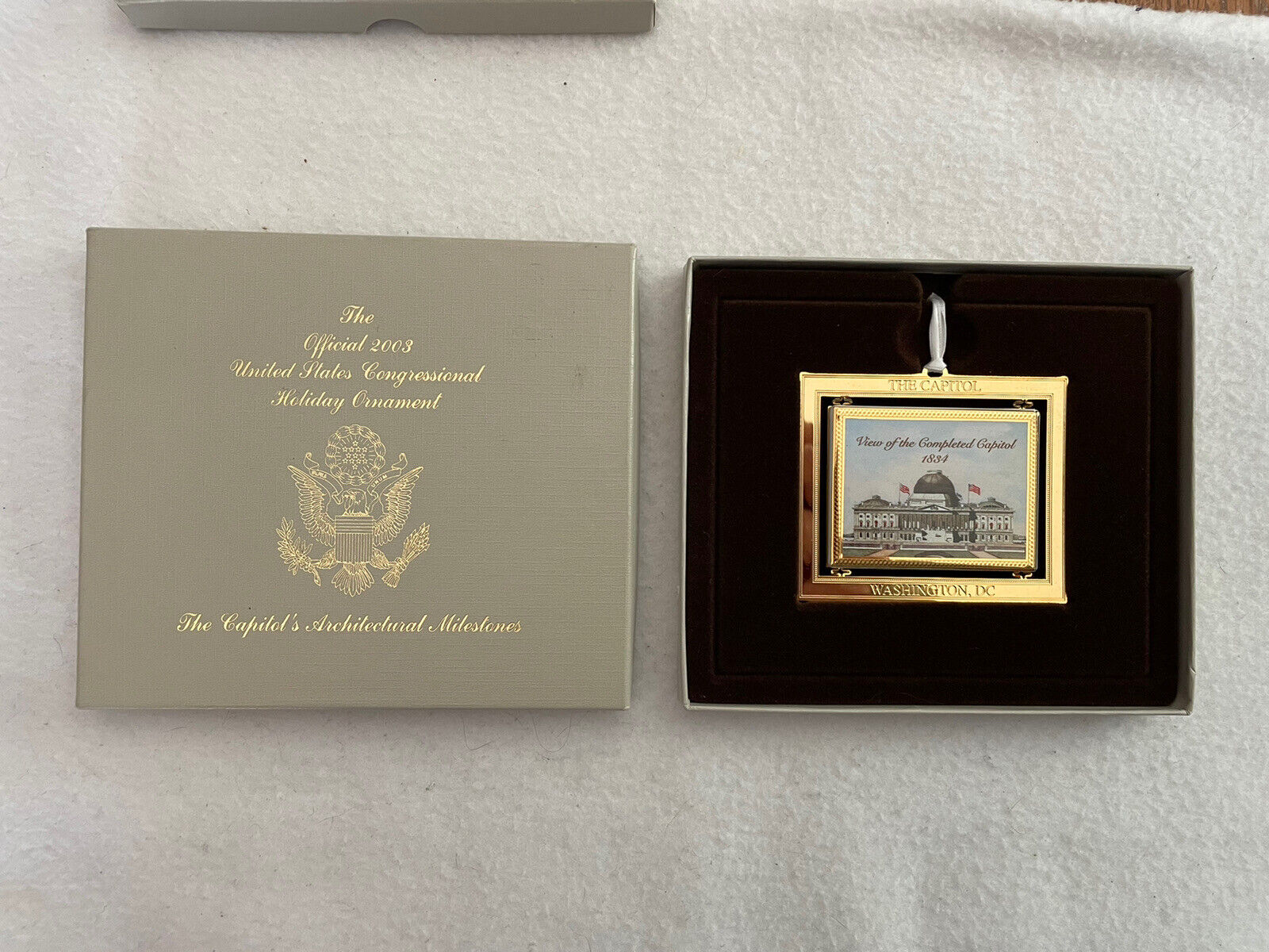 The Official 2003 United States Congressional Holiday Ornament w/box