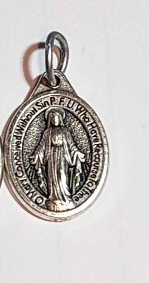Private Listing for Sunshine - Five (5) Miraculous Medals 3/4\