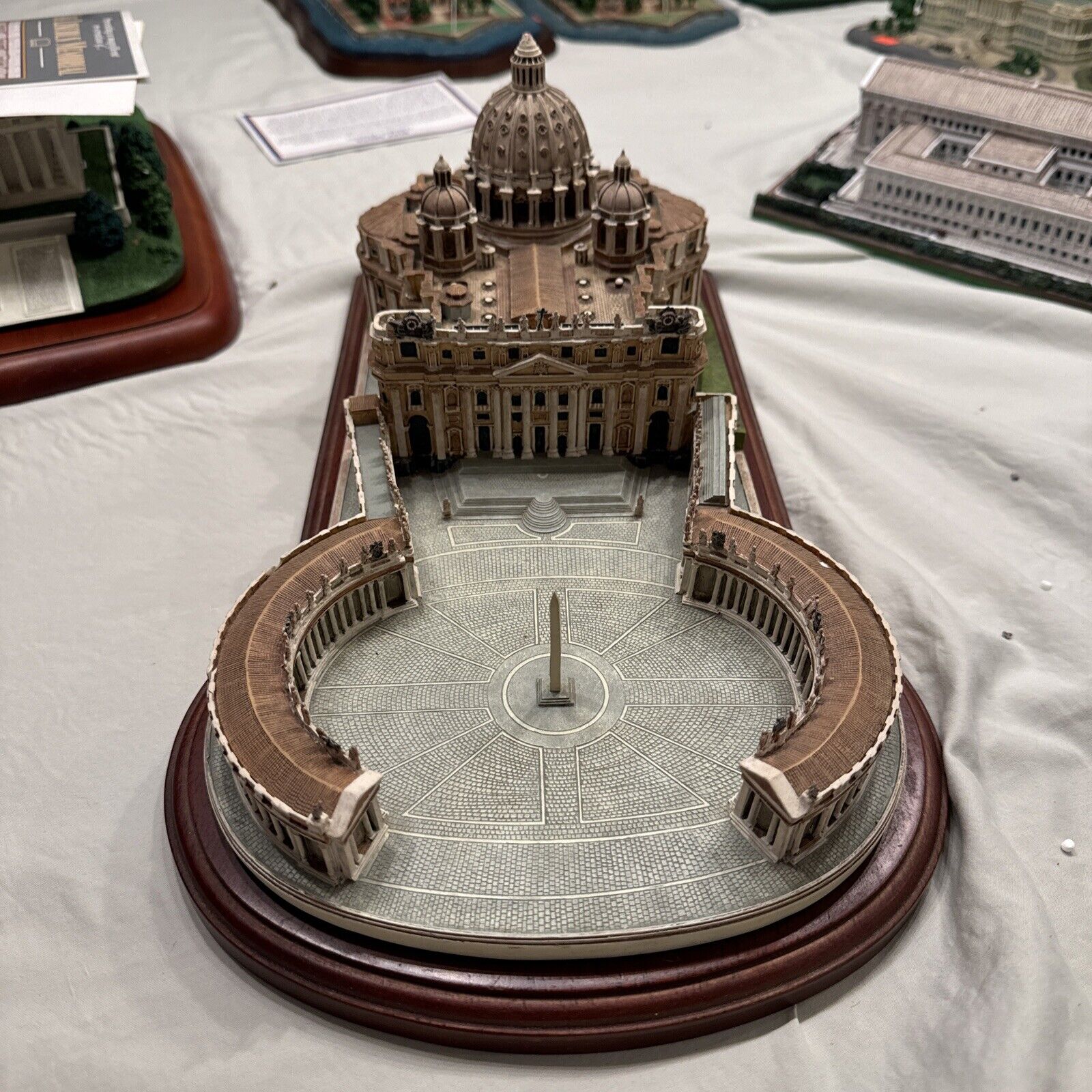 Danbury Mint The Vatican and St Peter\'s Basilica Replica With Wood Base