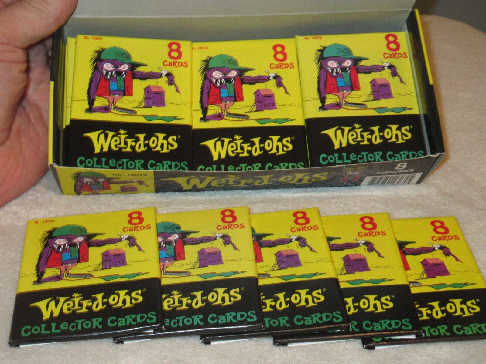 2007 Weird-Ohs Reprint Collector Trading Card Box 24 Packs Lloyd