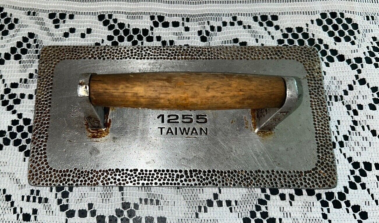 Vintage Intedge  Meat Press 1255 Taiwan Cast Aluminum