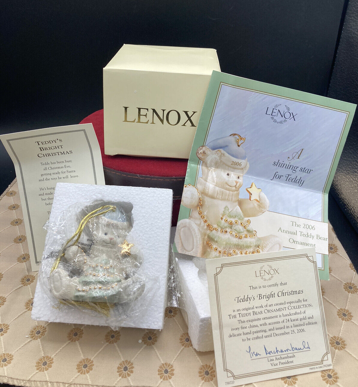 Lenox 2006 Annual Teddy Bear Ornament Teddy’s Bright Christmas Tree 758719