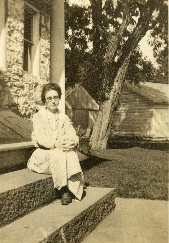 QM637 Original Vintage Photo WOMAN ON SCENIC STEPS, Kingston NY c Early 1900\'s