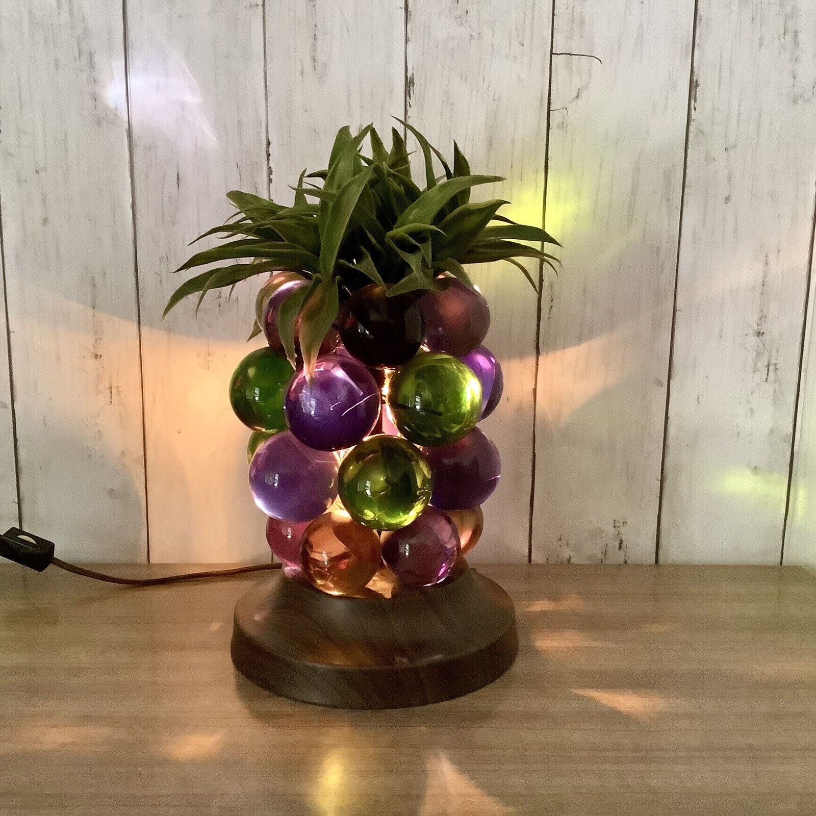 Vintage Lucite Acrylic Resin Grape Cluster Pineapple Green,blue Balls Tiki Lamp