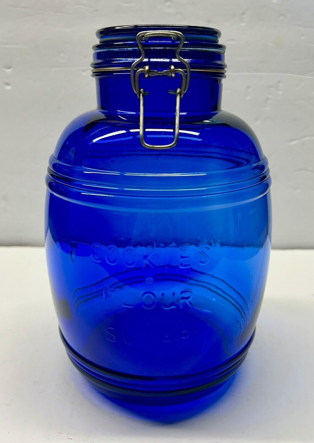 Vintage Cobalt Blue Cracker Barrel Shaped Glass Canister 3 Quart