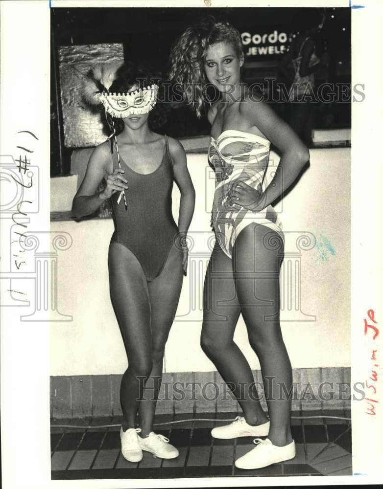 1985 Press Photo Fashion, one piece swimwear - noc76773