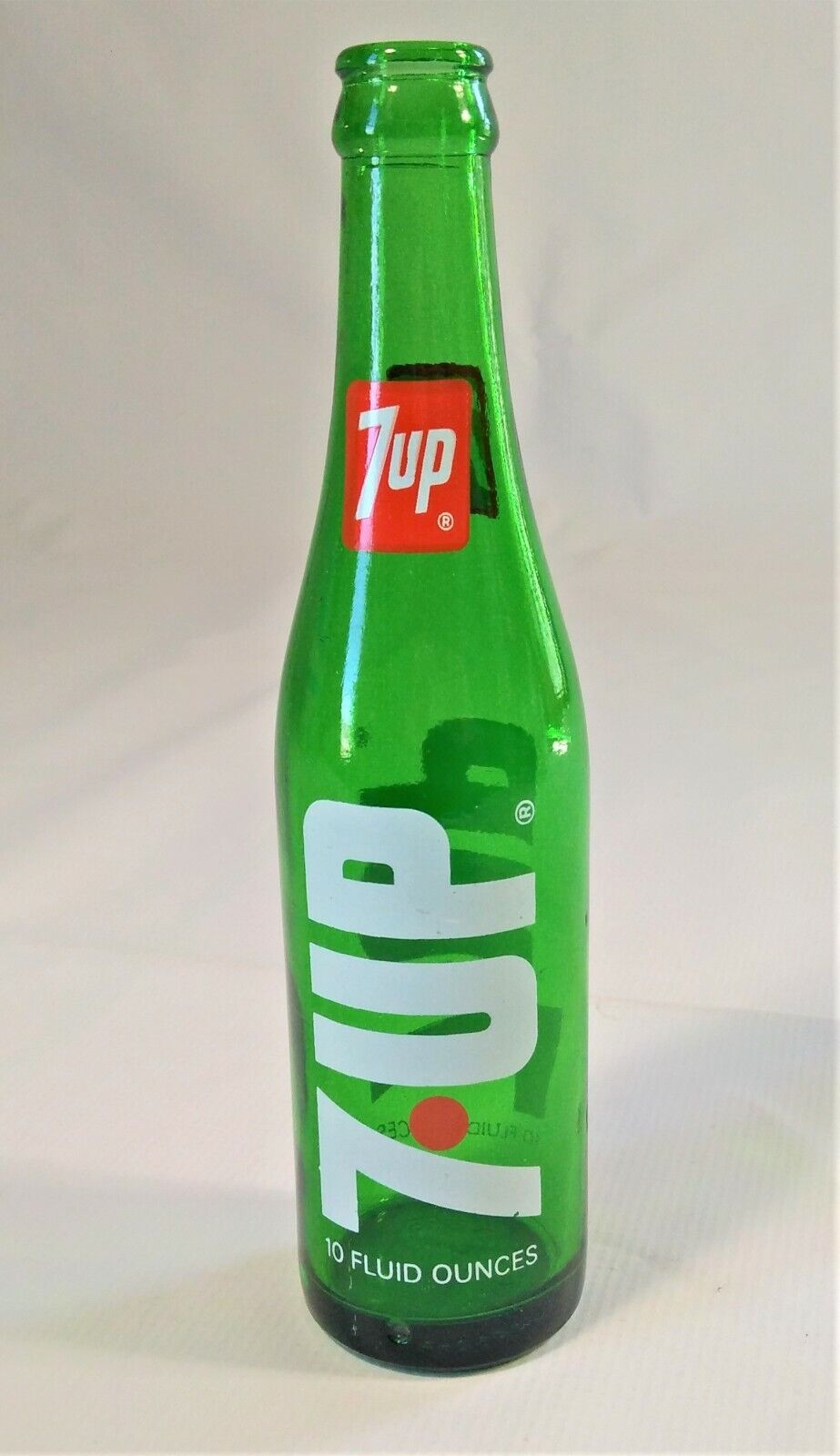 7-Up Bottle 10 Oz Soda Pop Green Vtg