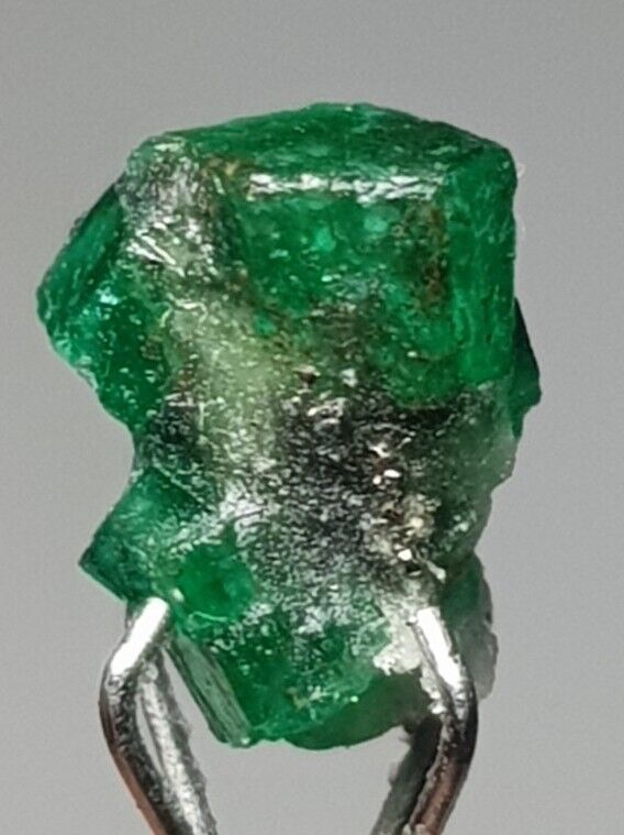 2.20Ct Beautiful Natural Green Color Emerald Crystal From Swat Pakistan 