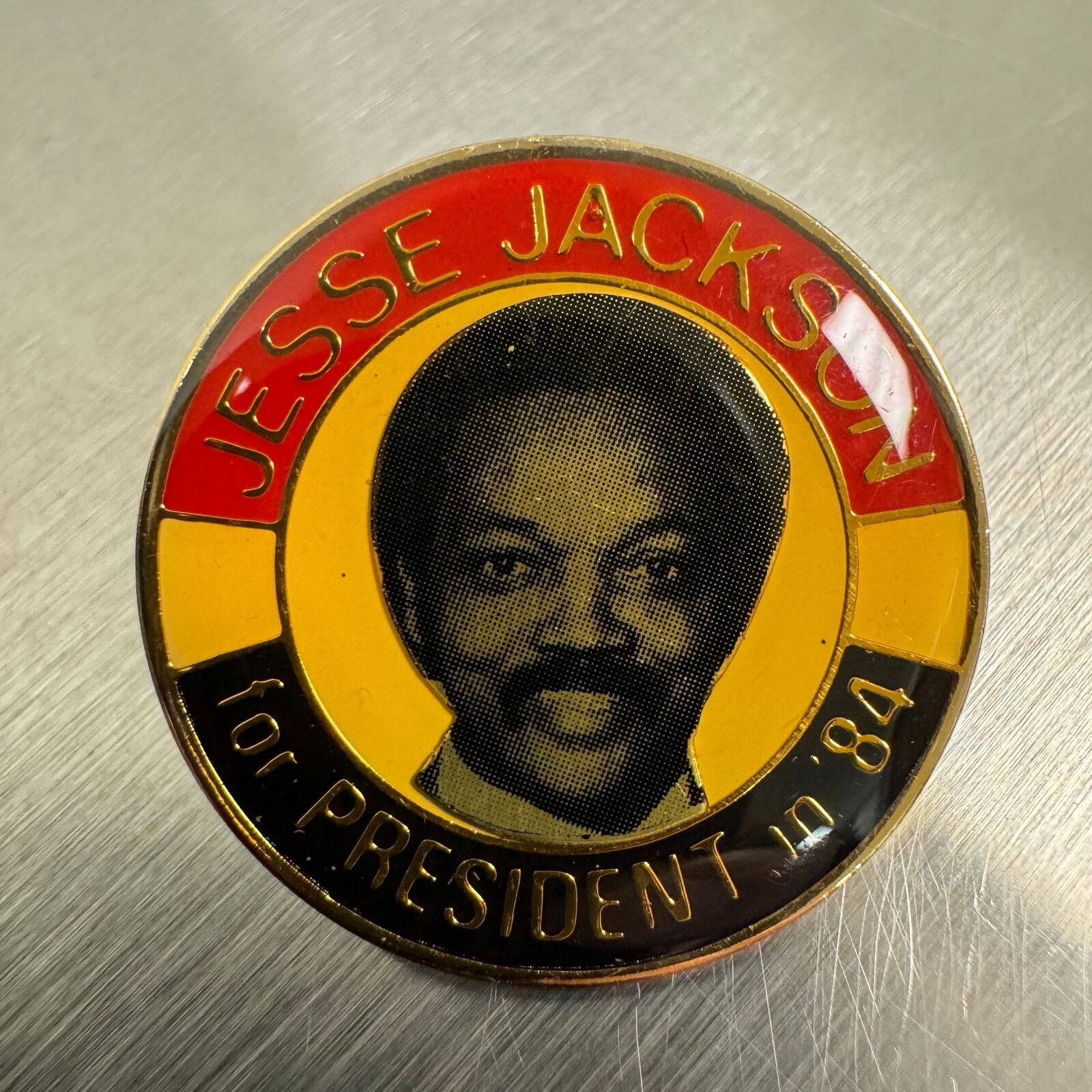 Vtg Rev. JESSE JACKSON For President 1984 Lapel Pin - Political Campaign