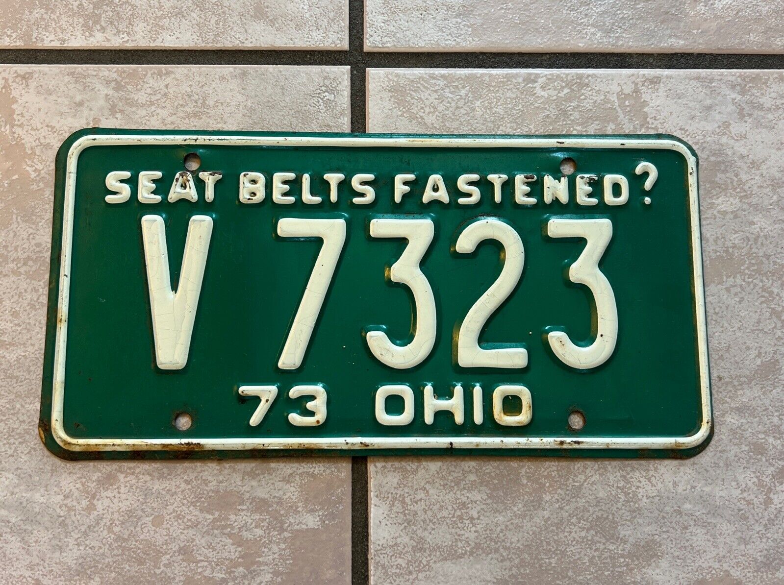 Vintage Ohio OH License Plate 1973 SEAT BELTS FASTENED? No. 3302 LS Green White