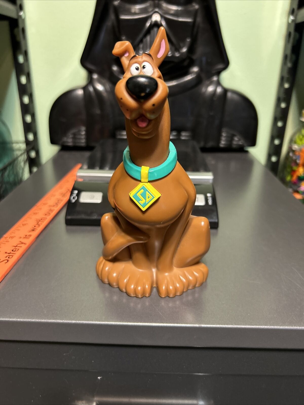 Vintage 2000 Scooby Doo 6.75\
