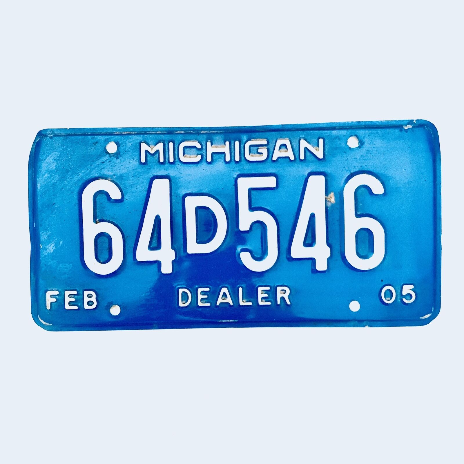 2005 United States Michigan Base Dealer License Plate 64D546