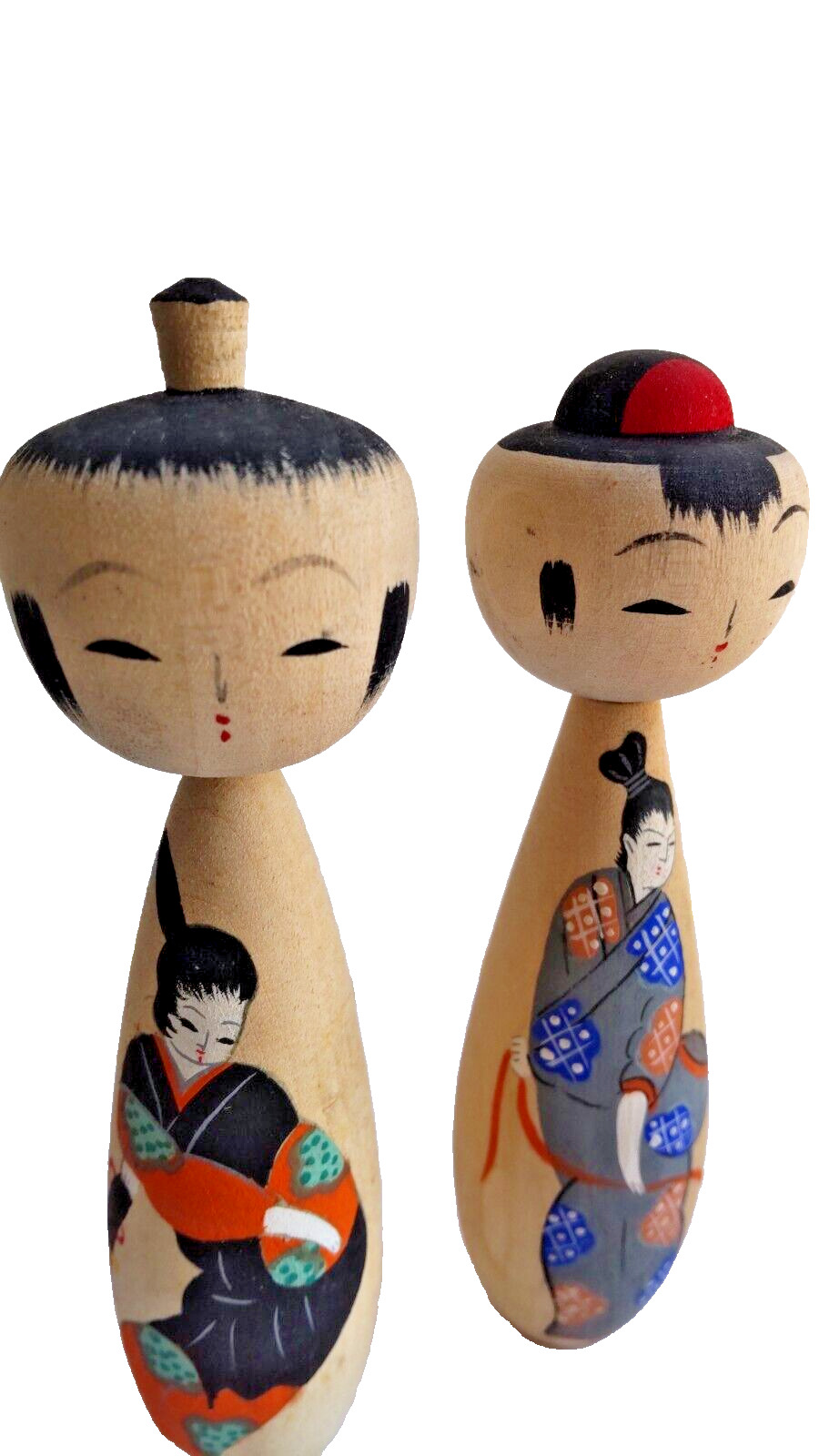 A set of small and very cute kokeshi dolls  retro ofthe Showa period (1926-1986)